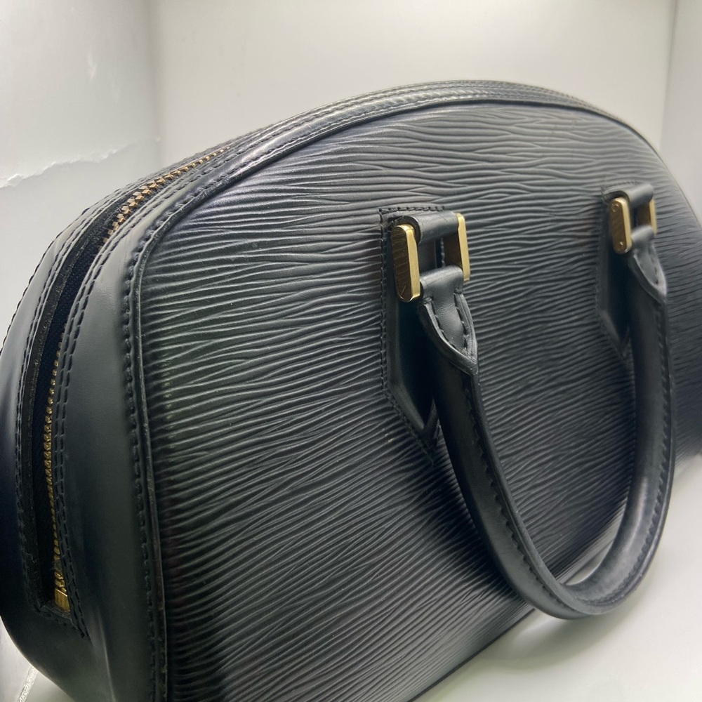 Louis Vuitton Epi Jasmine Leather Handbag VINTAGE